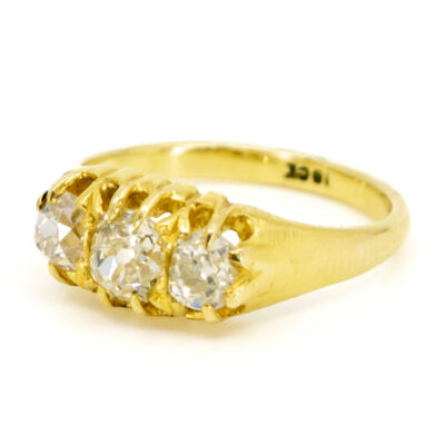 Diamond 18k Trilogy Ring 10590-6657 Image2