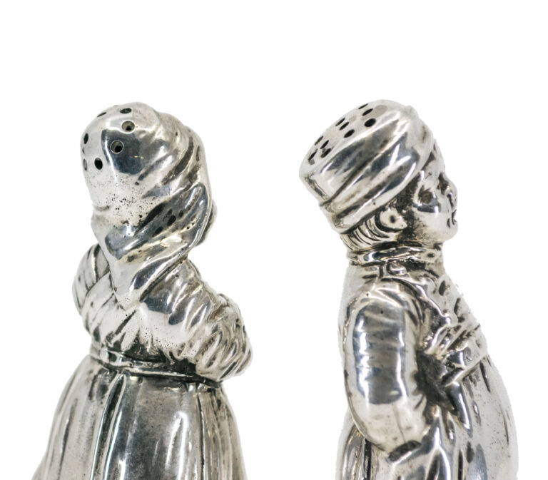 Silver Antique Salt And Pepper Shakers Set 10822-2759 - Image 7