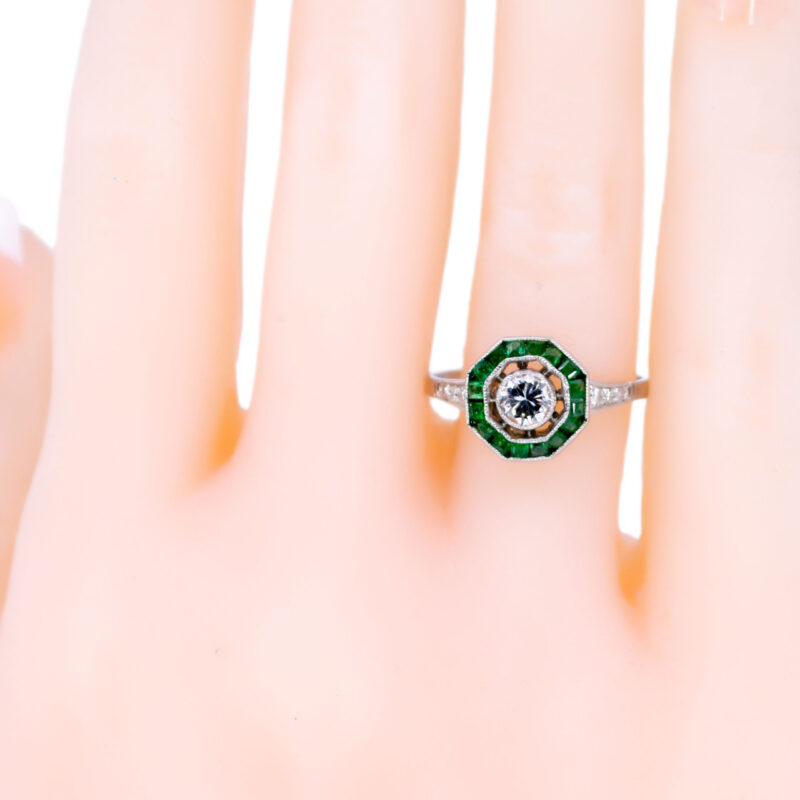 Anillo octagonal de platino con esmeralda y diamantes 13259-5088 - Imagen 7