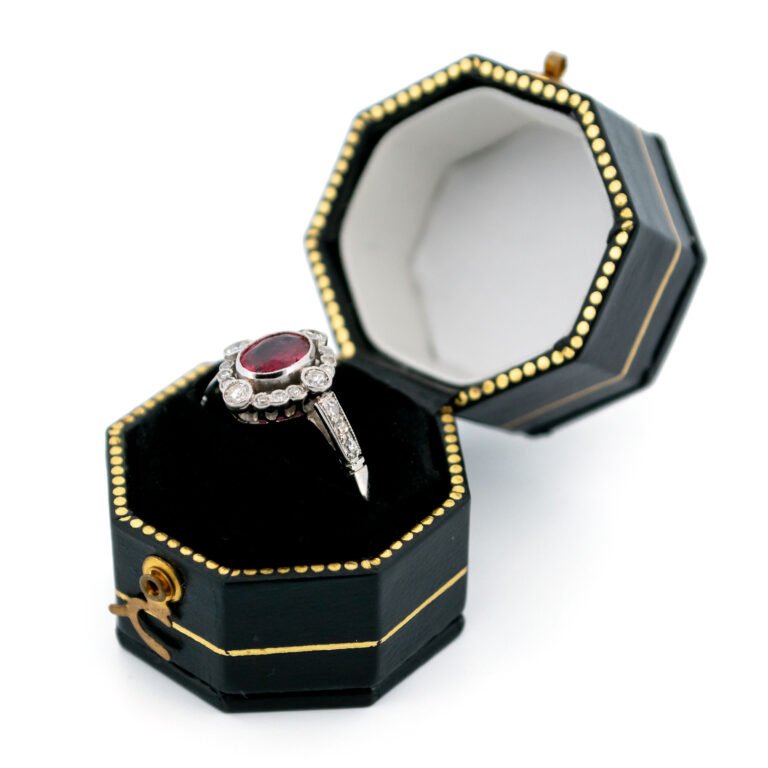 Diamond Ruby Platinum "Quatrefoil" Ring 13718-5101 - Image 7