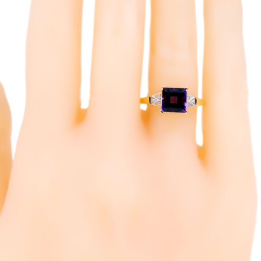 AI269 - Square Marble Ring