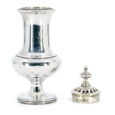 Silver Salt Shaker Salt And Pepper Shakers Set 665-0214 Image2