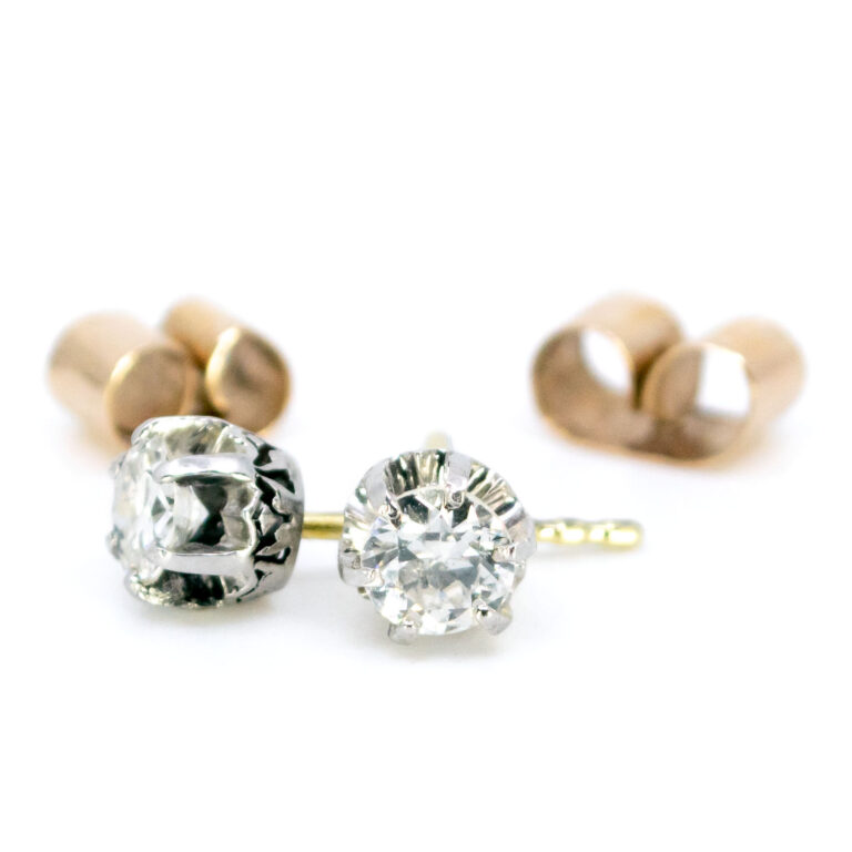 Diamond Platinum 18k Stud Earrings 9470-6206 Image4