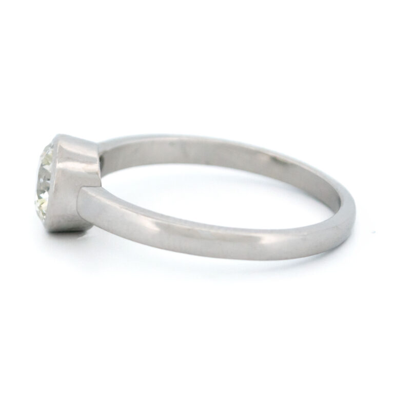 Diamond Platinum Solitaire Engagement Ring 10381-0042 Image5