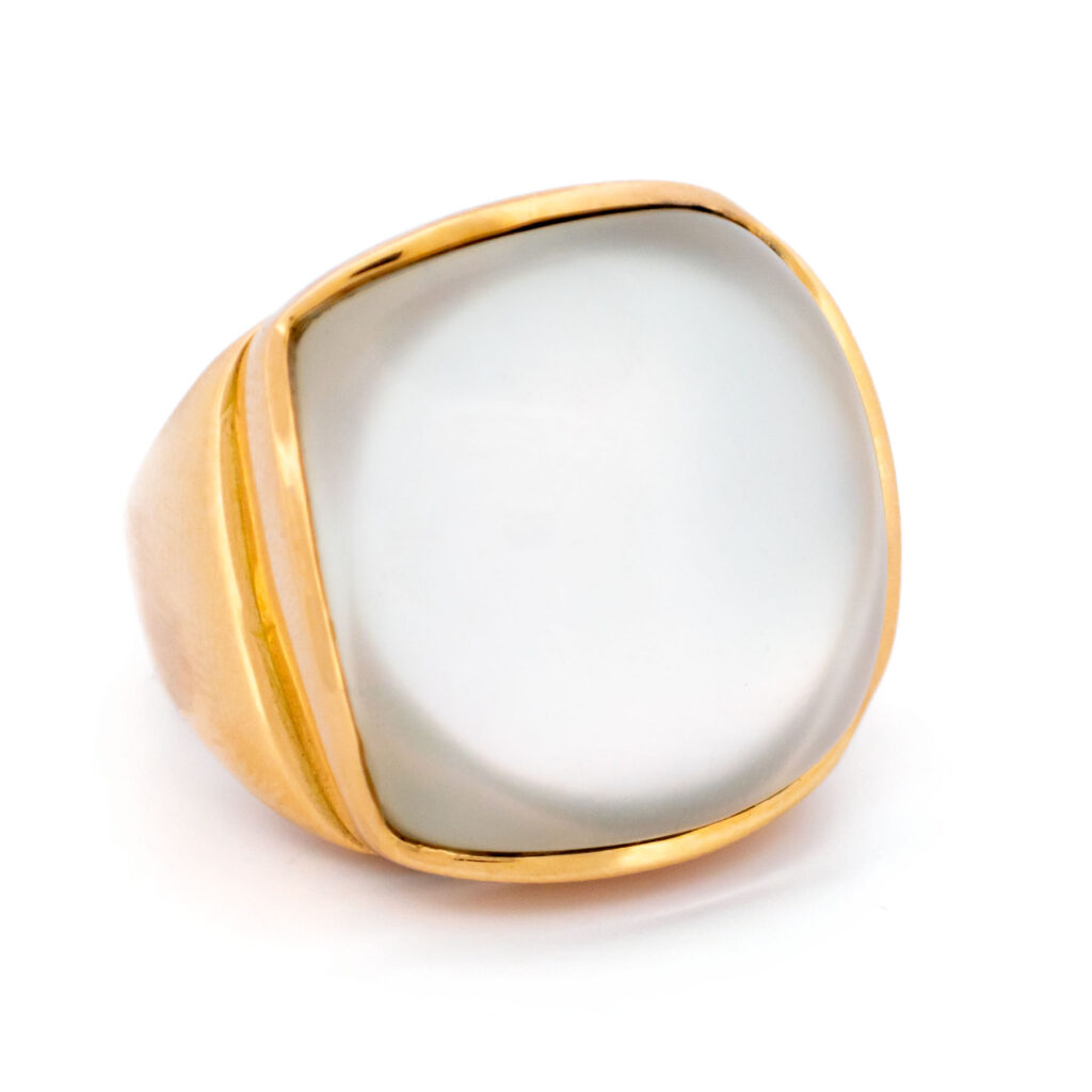 Pearl Quartz 18k Dome Ring 16252-8776 Image4