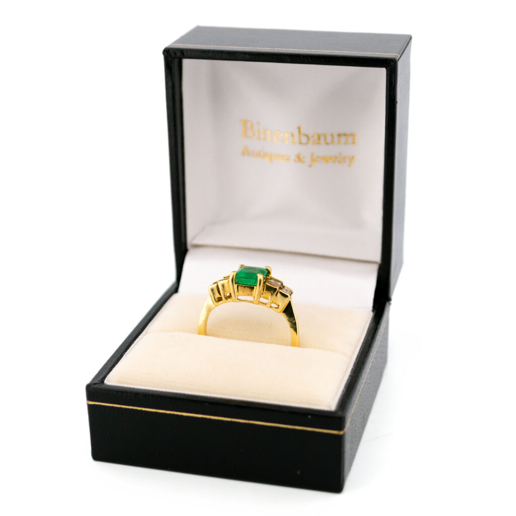 Diamond Emerald 18k Ring 16596-8897 Image5