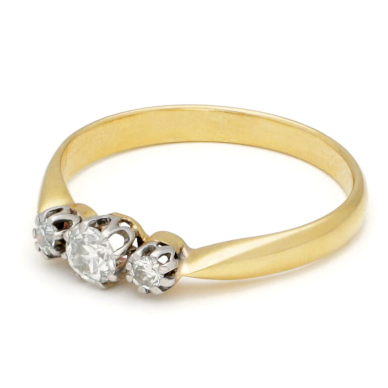 Diamond 18k Trilogy Ring 16931-9027 Image2