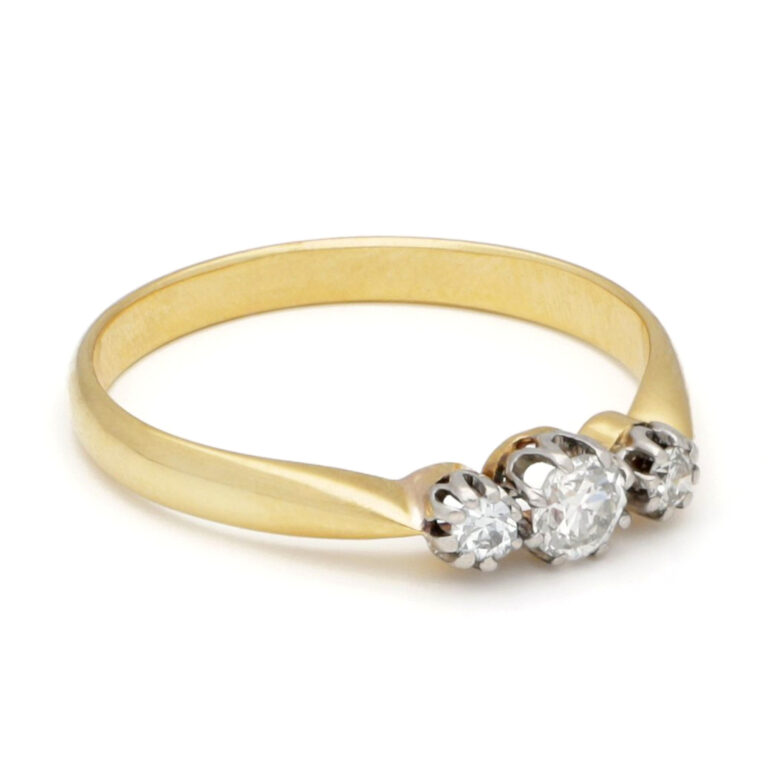 Diamond 18k Trilogy Ring 16931-9027 Image3