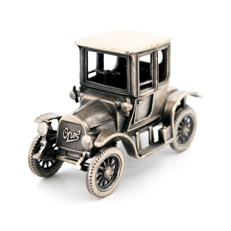 Silver Opel Oldtimer Miniature 17508-3229 Image1
