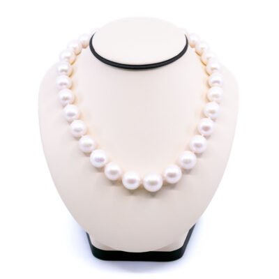 18k Pearl 